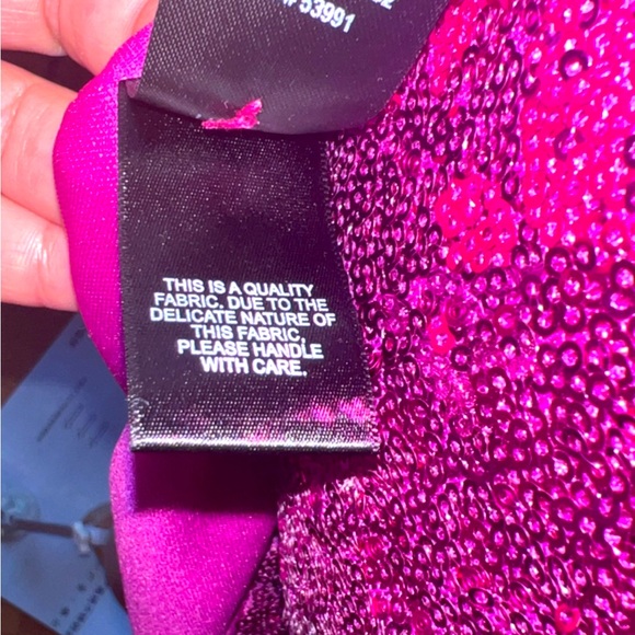 Lulu’s Hilaria Fuchsia Sequin Bodycon Mini Dress size Large - Picture 7 of 13